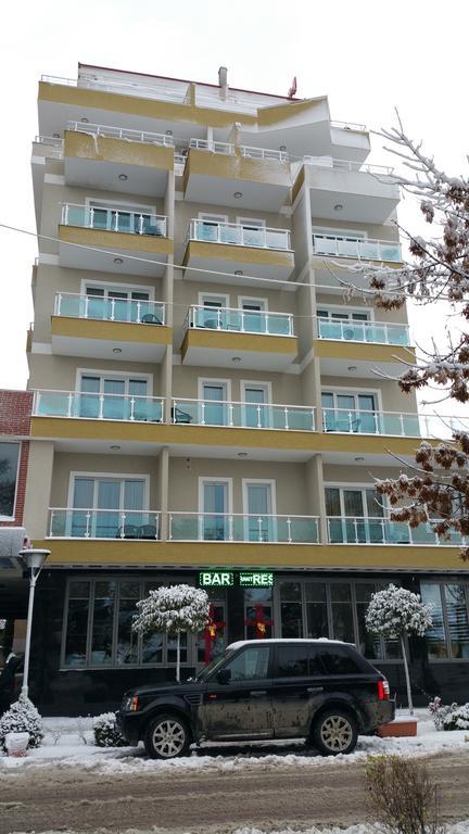 Hotel Pogradeci Luaran gambar