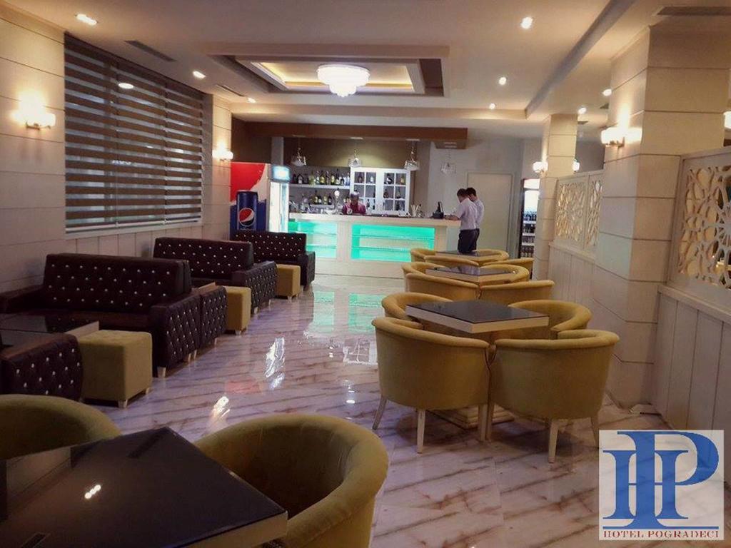 Hotel Pogradeci Luaran gambar