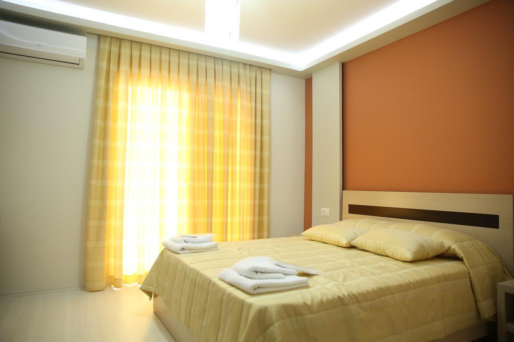 Hotel Pogradeci Bilik gambar