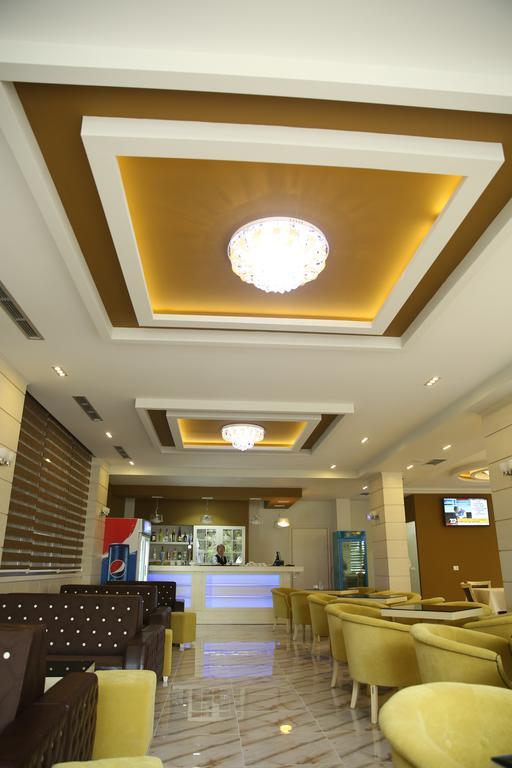 Hotel Pogradeci Luaran gambar