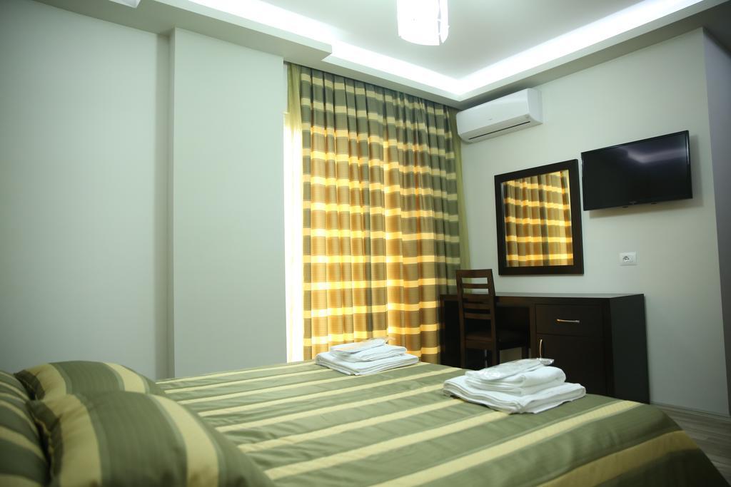 Hotel Pogradeci Bilik gambar