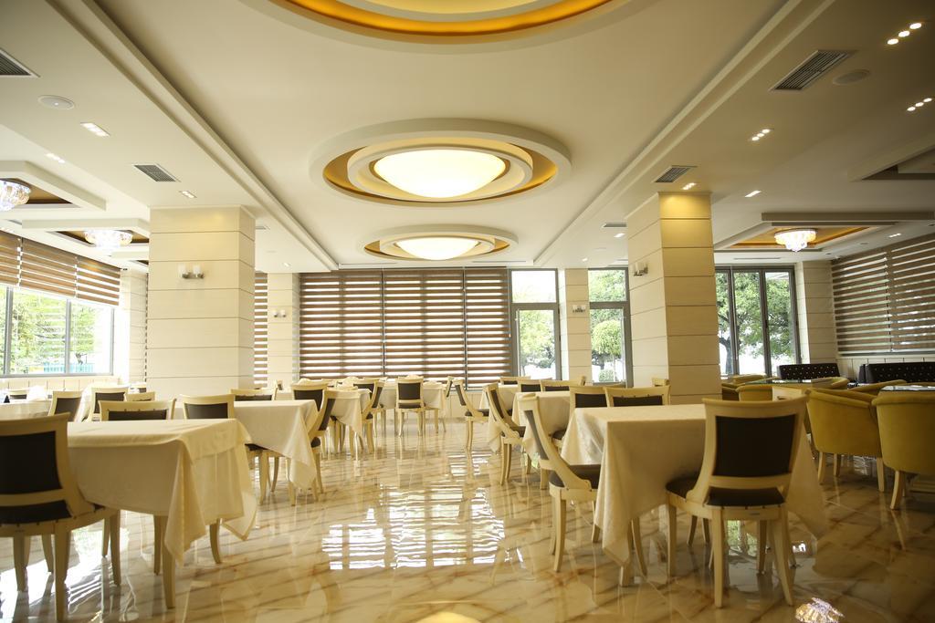 Hotel Pogradeci Luaran gambar