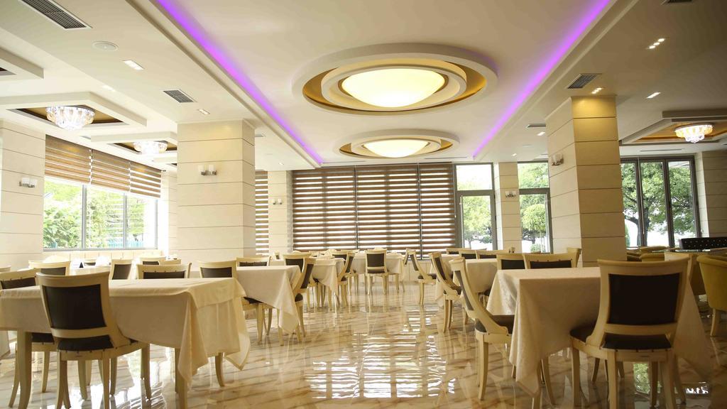 Hotel Pogradeci Luaran gambar